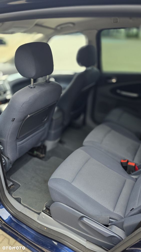 Ford S-Max - 7