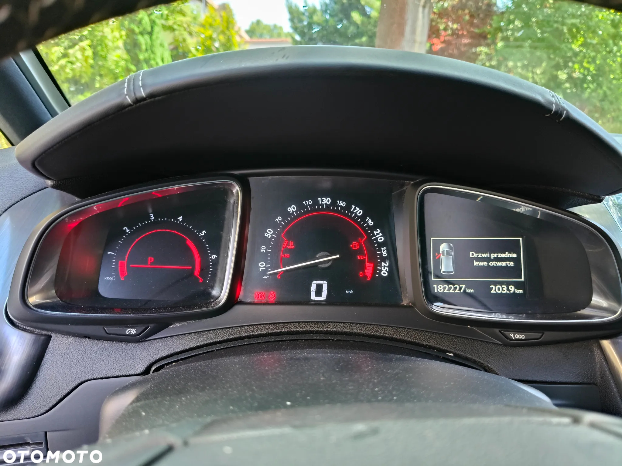 DS Automobiles DS 5 - 10