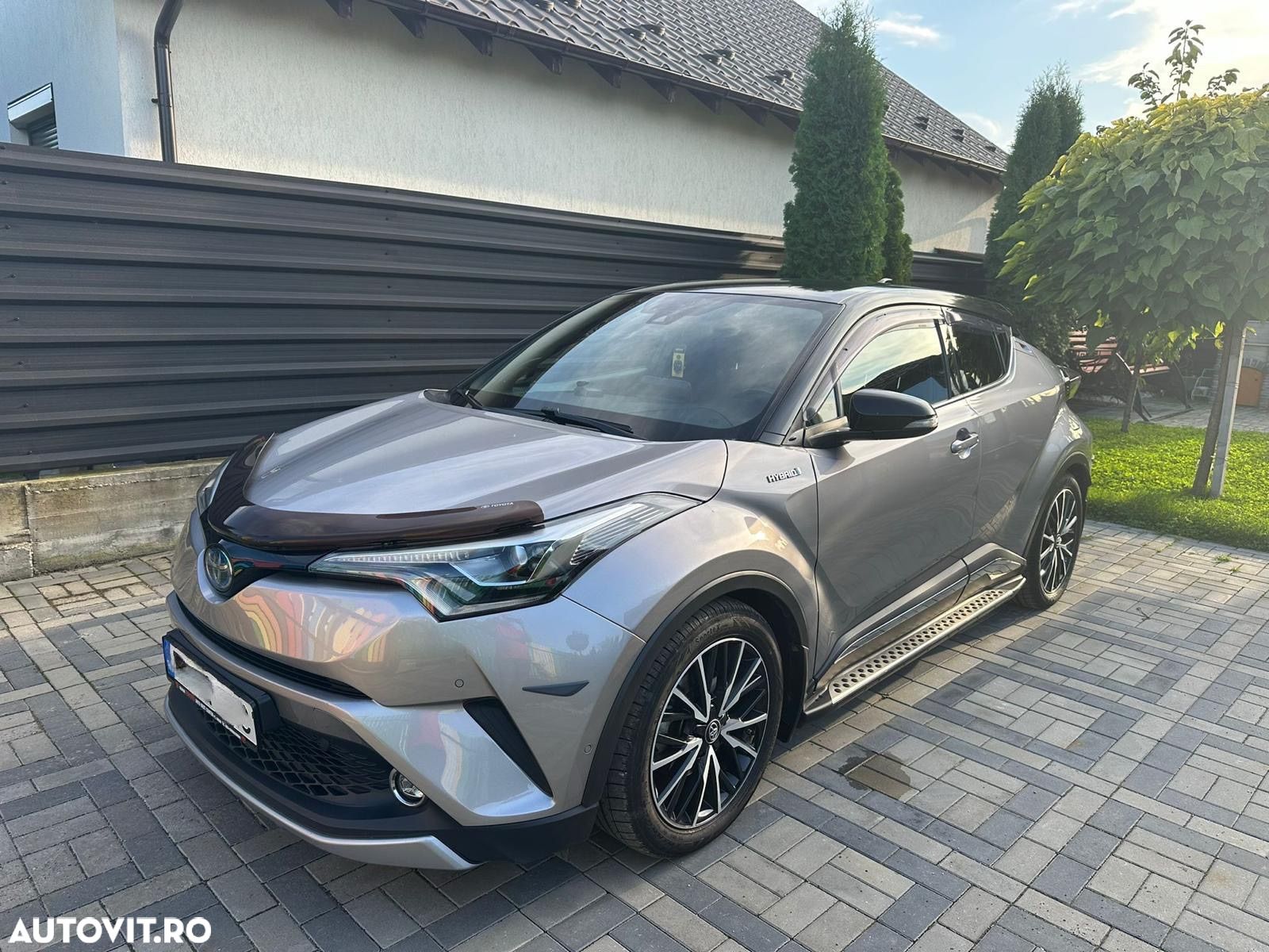 Toyota C-HR 1.8 HSD 4x2 CVT C-lassy LED - 1