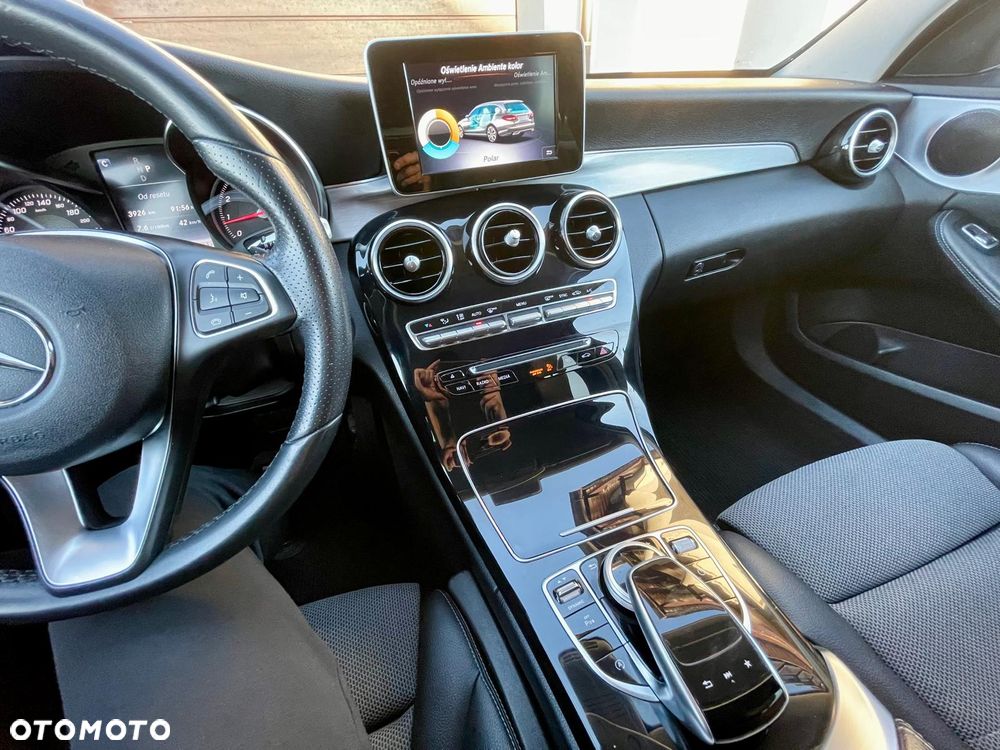 Mercedes-Benz Klasa C 180 9G-TRONIC - 19