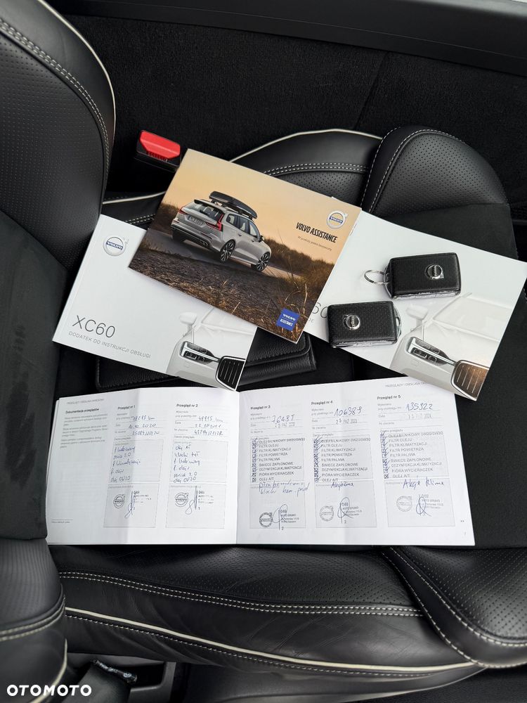 Volvo XC 60 D4 R-Design - 40