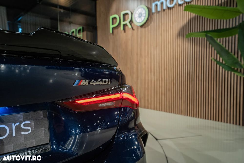 BMW M4 M440i xDrive AT MHEV - 25