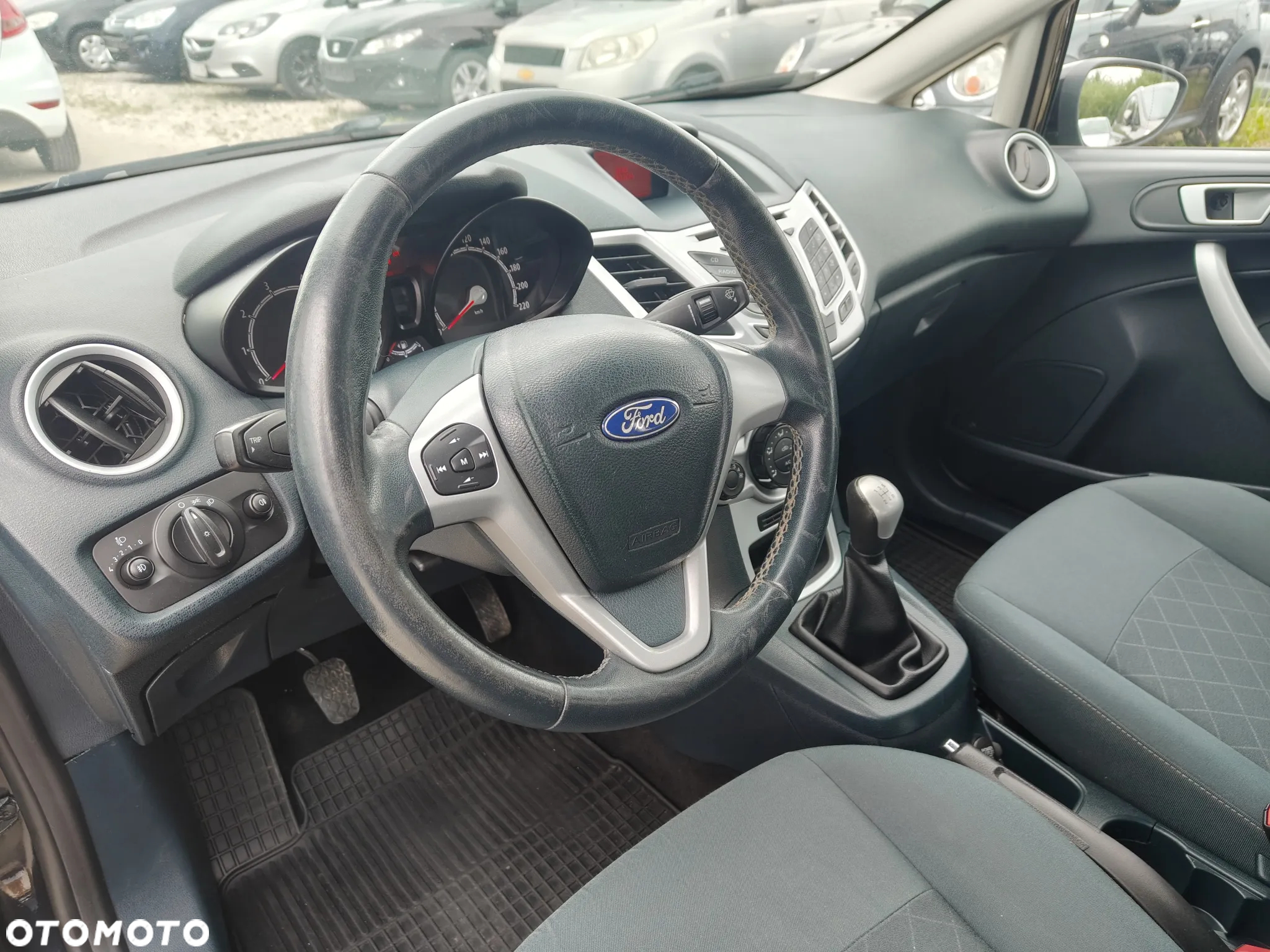 Ford Fiesta 1.25 Champions Edition - 16