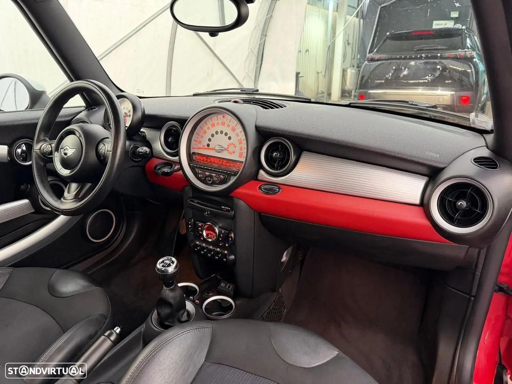 MINI 3 Portas Cooper D - 27