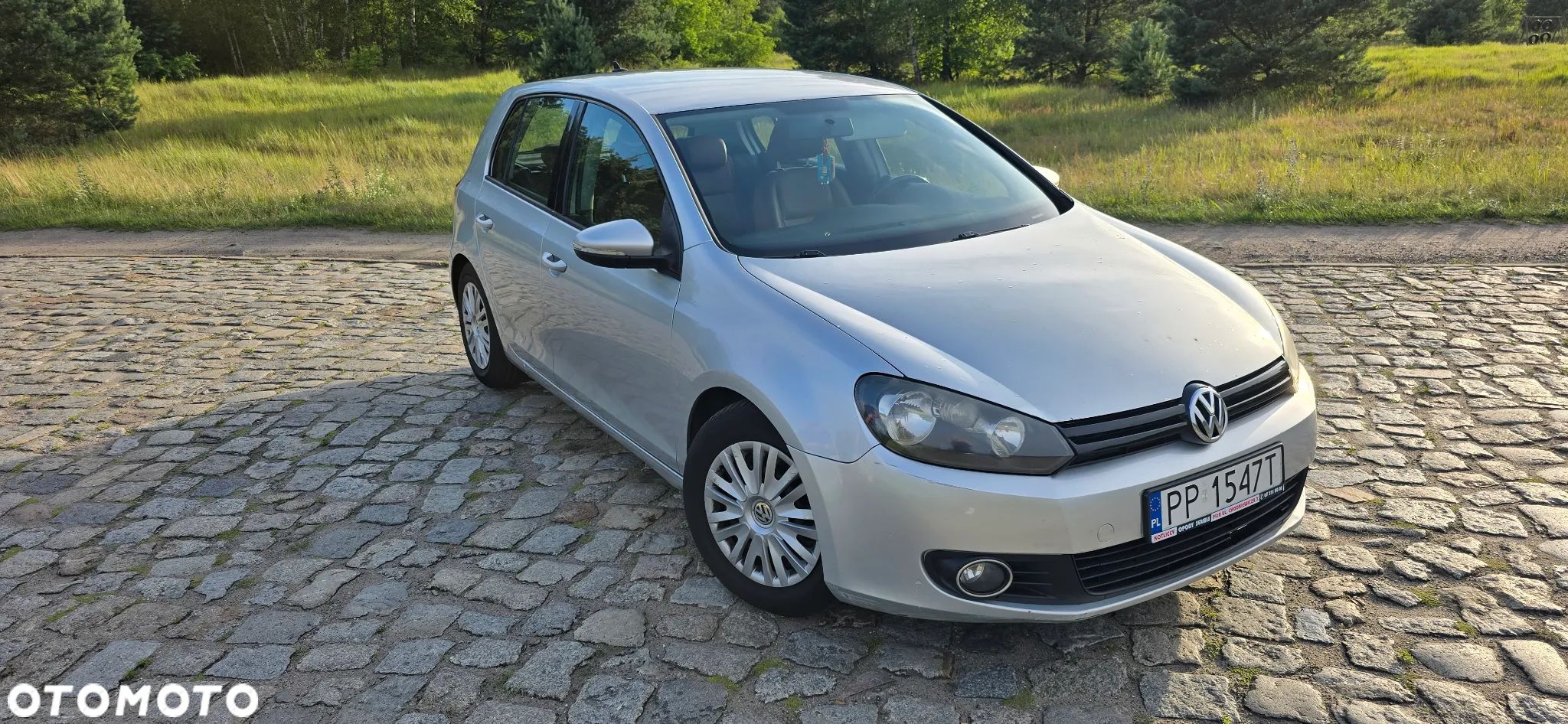 Volkswagen Golf VI 1.6 TDI BlueMot Comfortline - 1