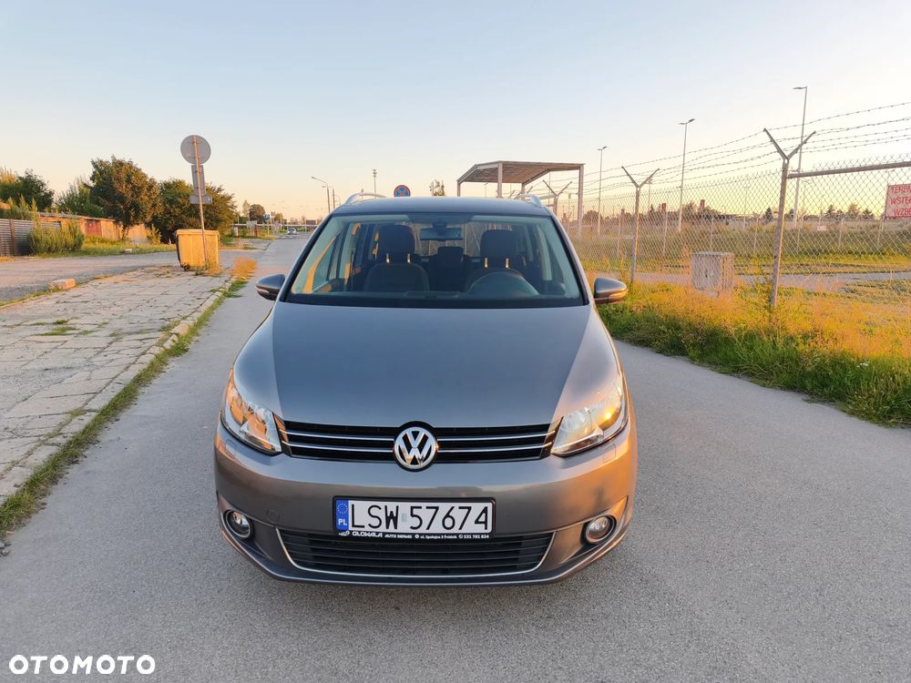 Volkswagen Touran - 3