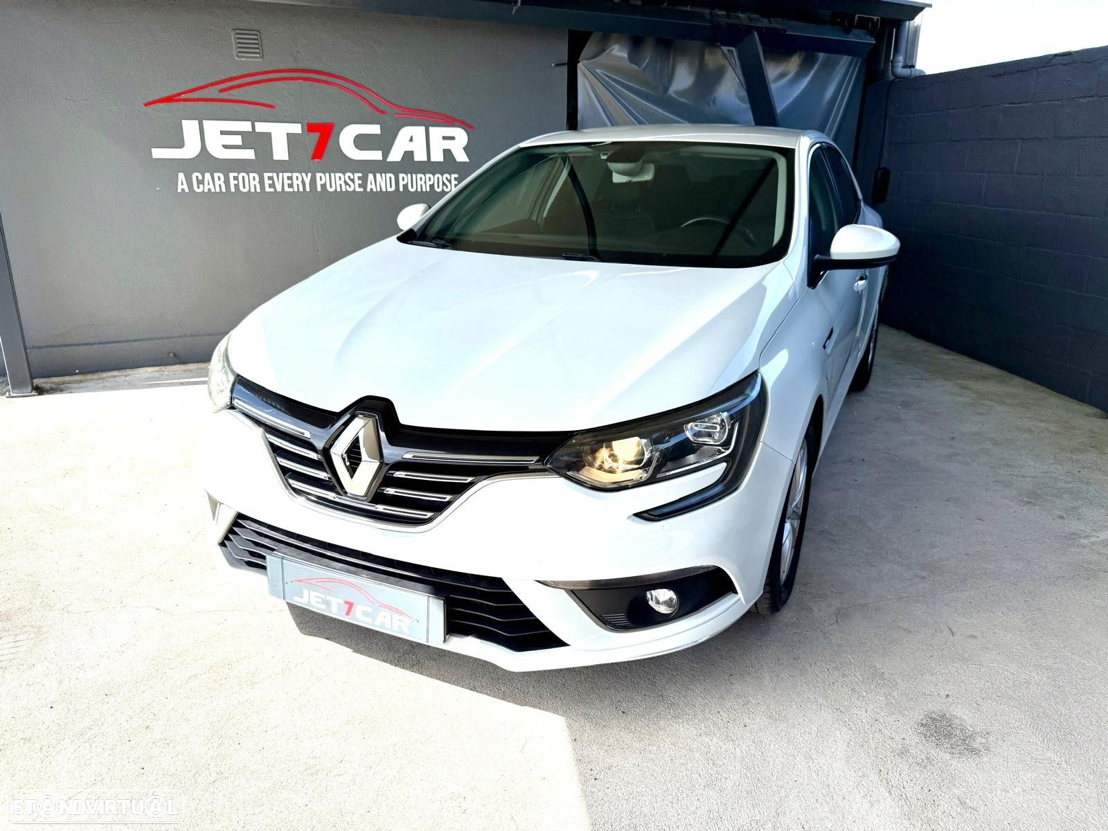 Renault Mégane Grand Coupe 1.5 dCi Limited EDC - 4