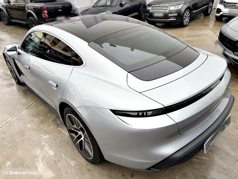 Porsche Taycan 4S - 46