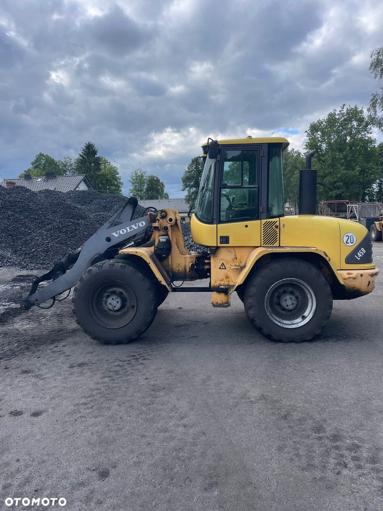 Volvo L45b - 1