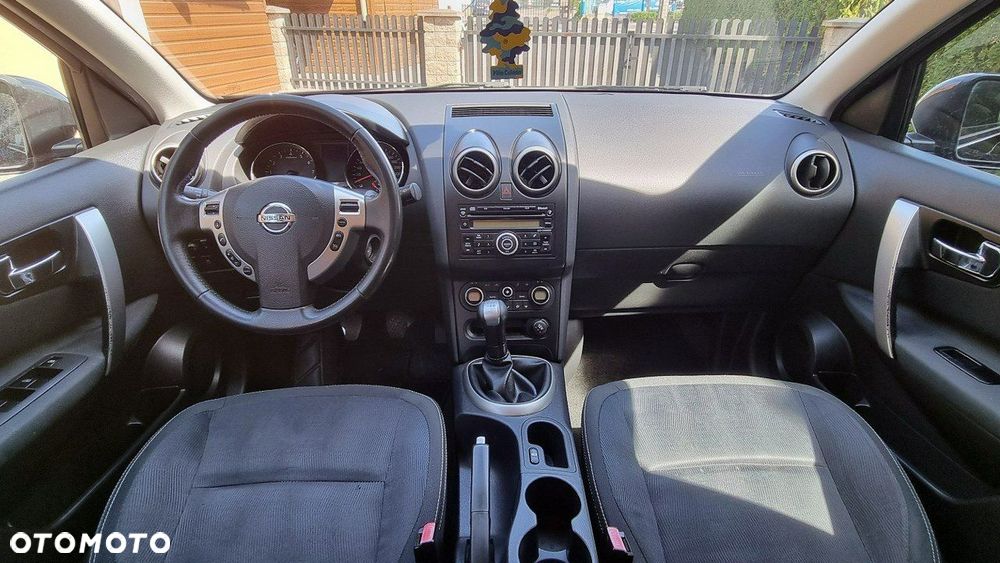 Nissan Qashqai - 12