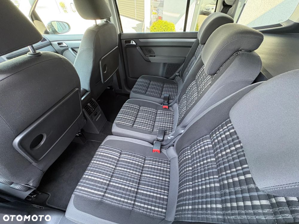 Volkswagen Touran 1.6 TDI DPF Cross - 8