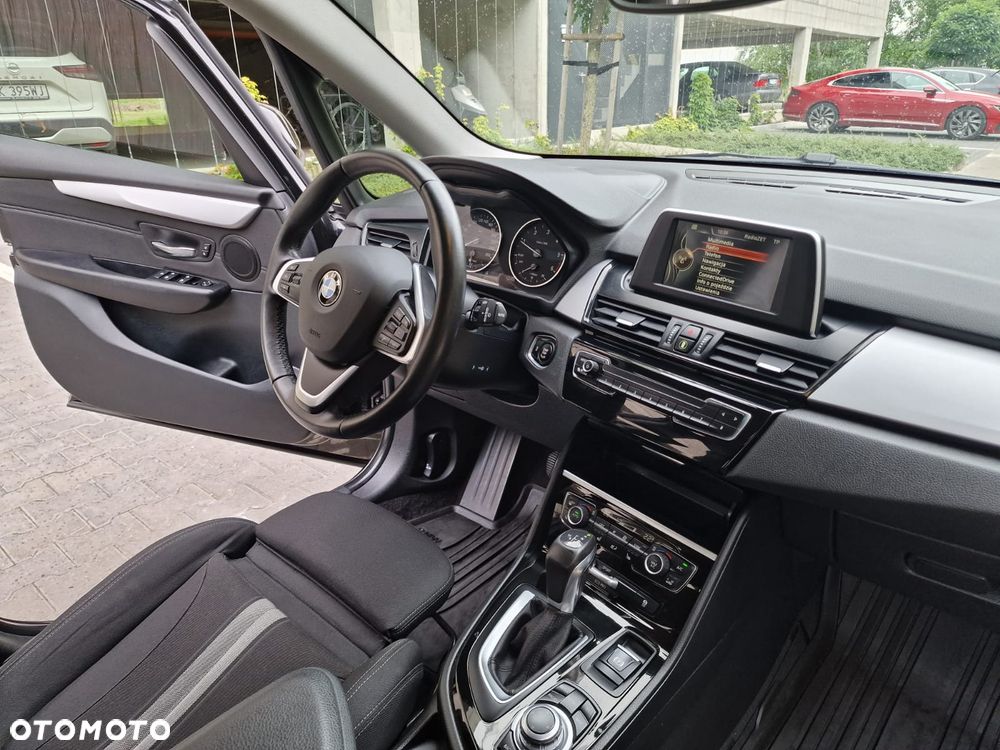 BMW Seria 2 218d Sport-Aut Advantage - 10