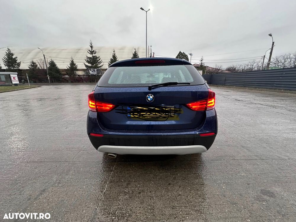 BMW X1 sDrive18d xLine - 9