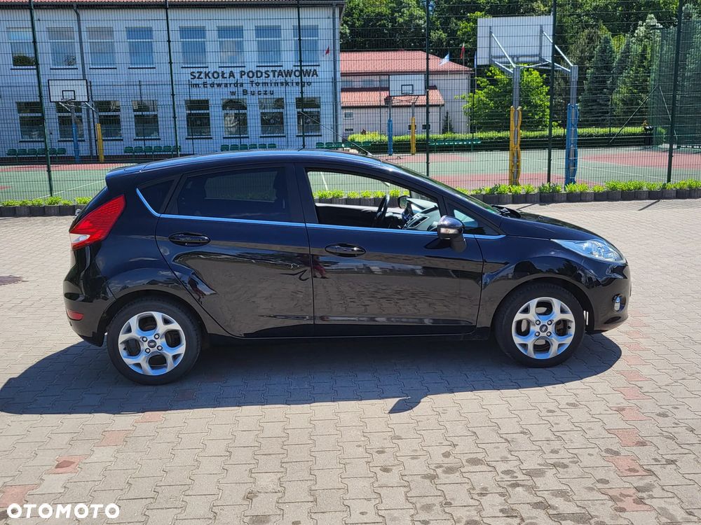 Ford Fiesta - 12