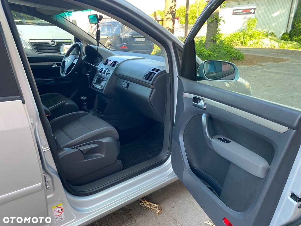Volkswagen Touran 1.9 TDI Basis - 23