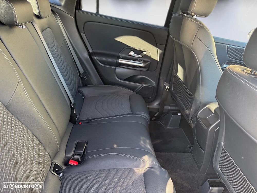 Mercedes-Benz GLA 250 e Progressive - 21