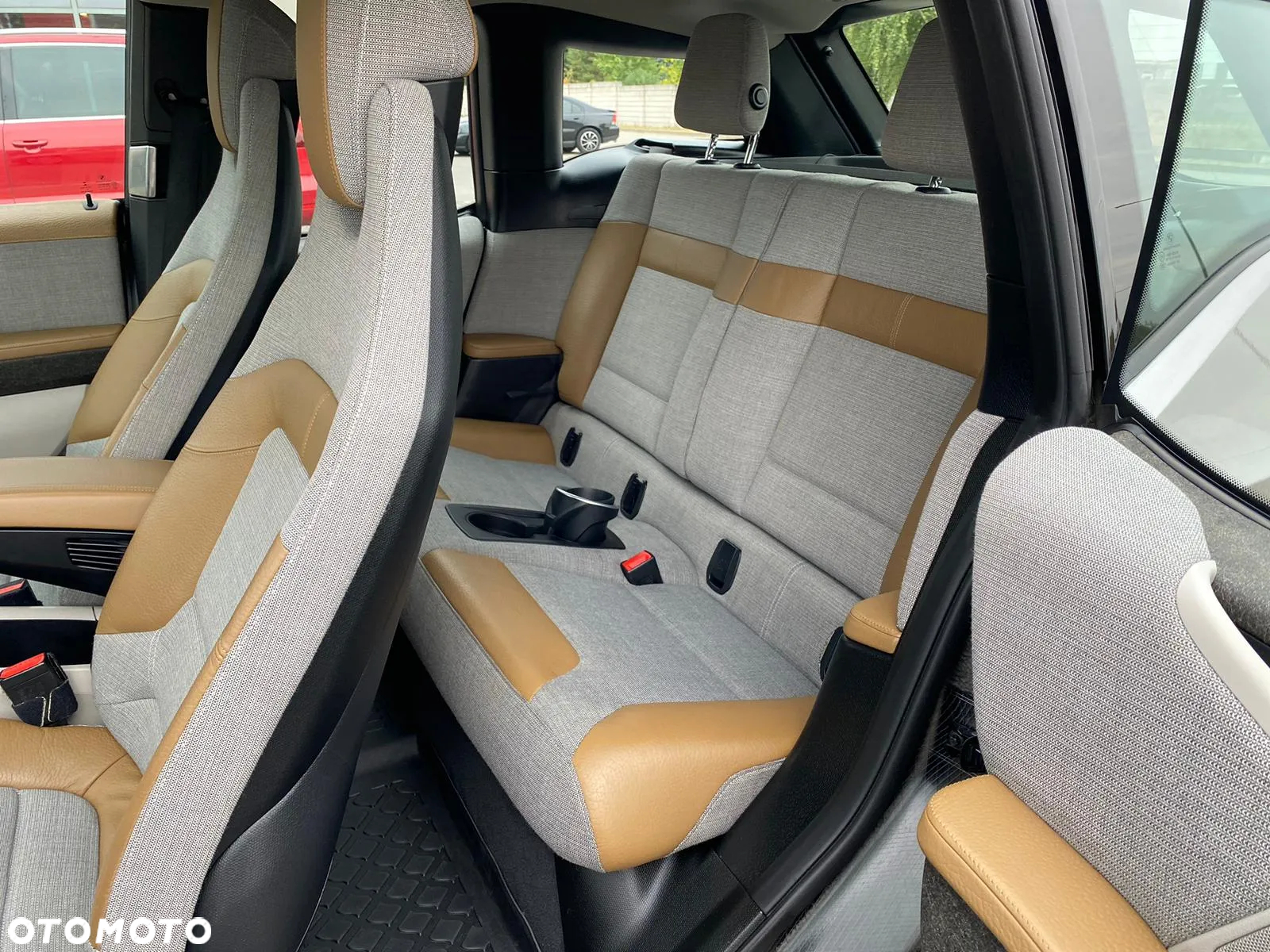 BMW i3 (60 Ah) - 18