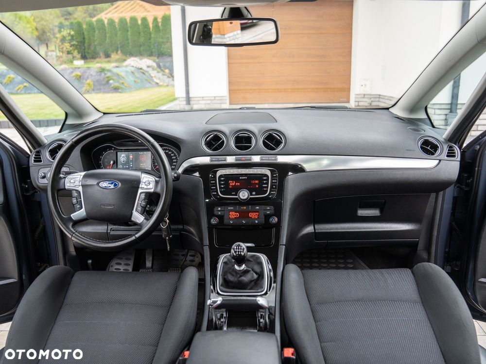 Ford S-Max 1.6 T Titanium - 38