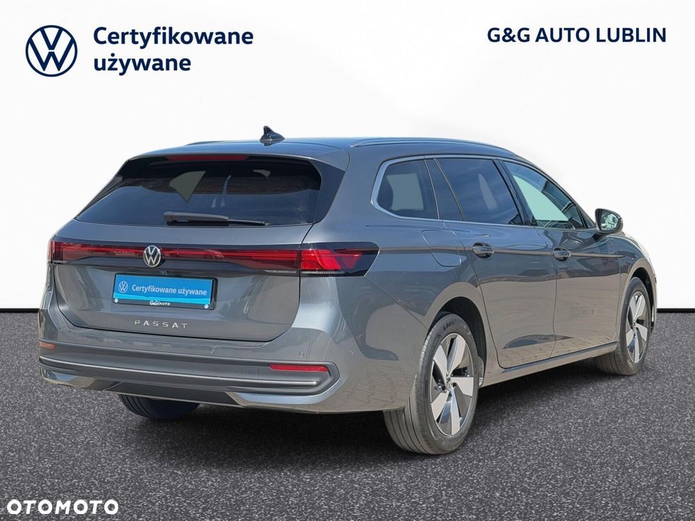 Volkswagen Passat - 6