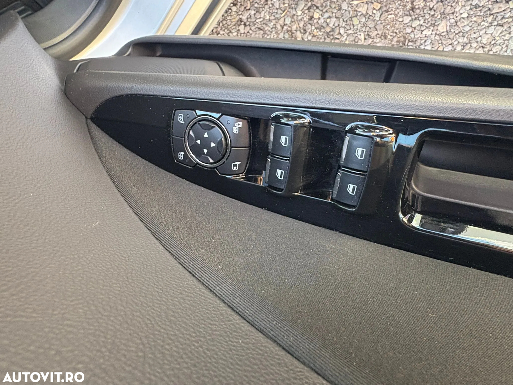 Ford Mondeo 2.0 HEV Titanium - 10