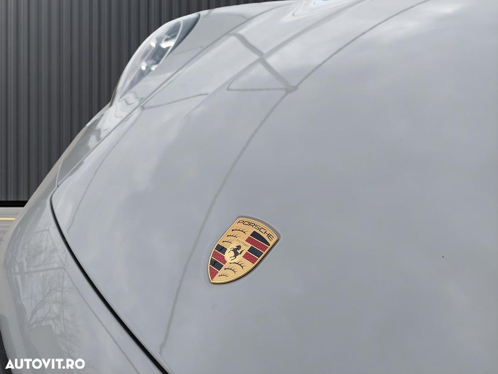 Porsche 911 Carrera PDK - 17