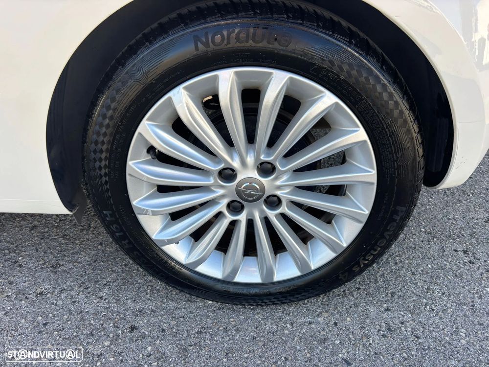 Opel Adam 1.0 T Glam - 43