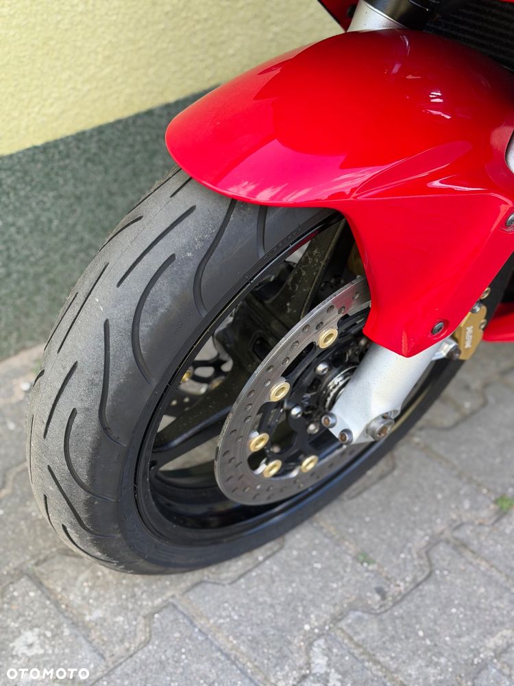Honda CBR - 29
