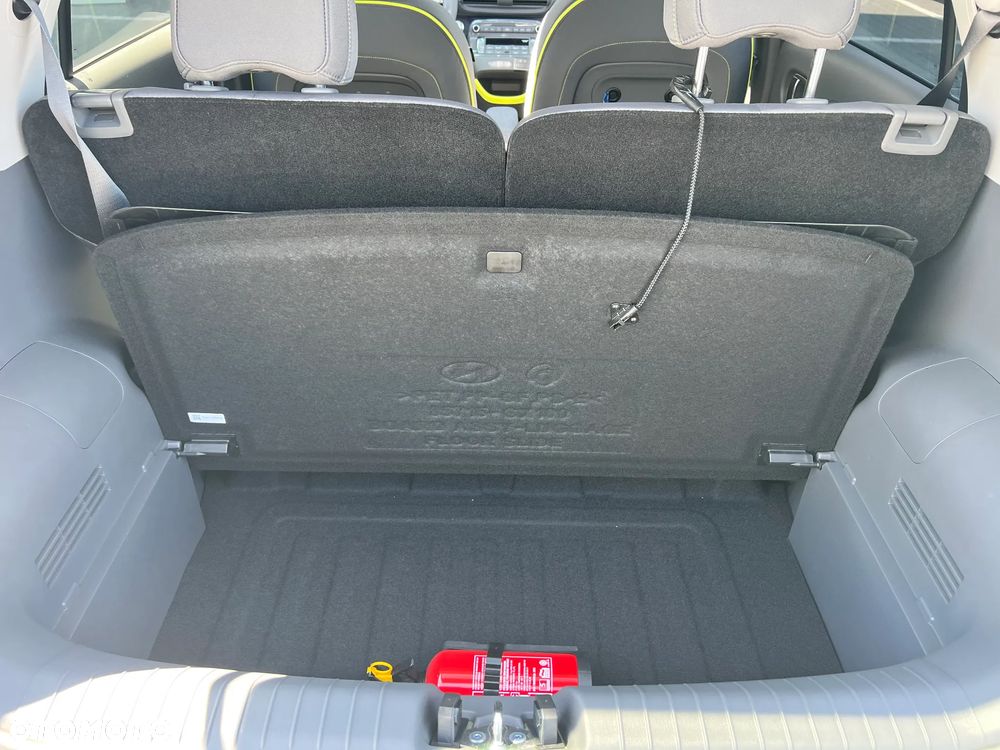 Hyundai Inster 49kWh Cross Smart - 9