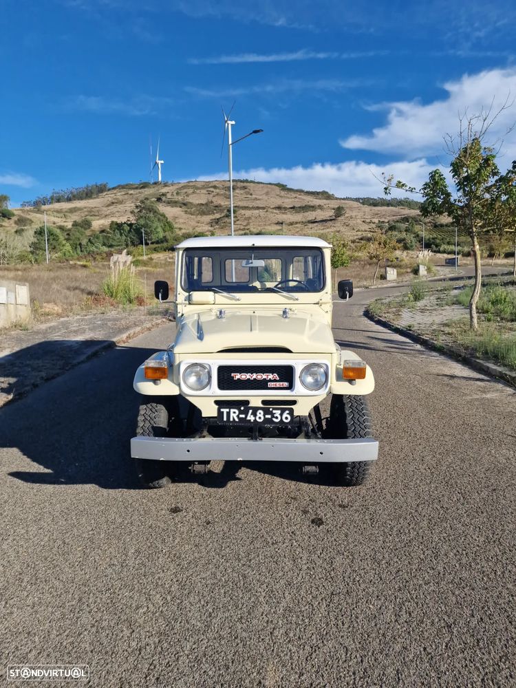Toyota BJ 40 - 2