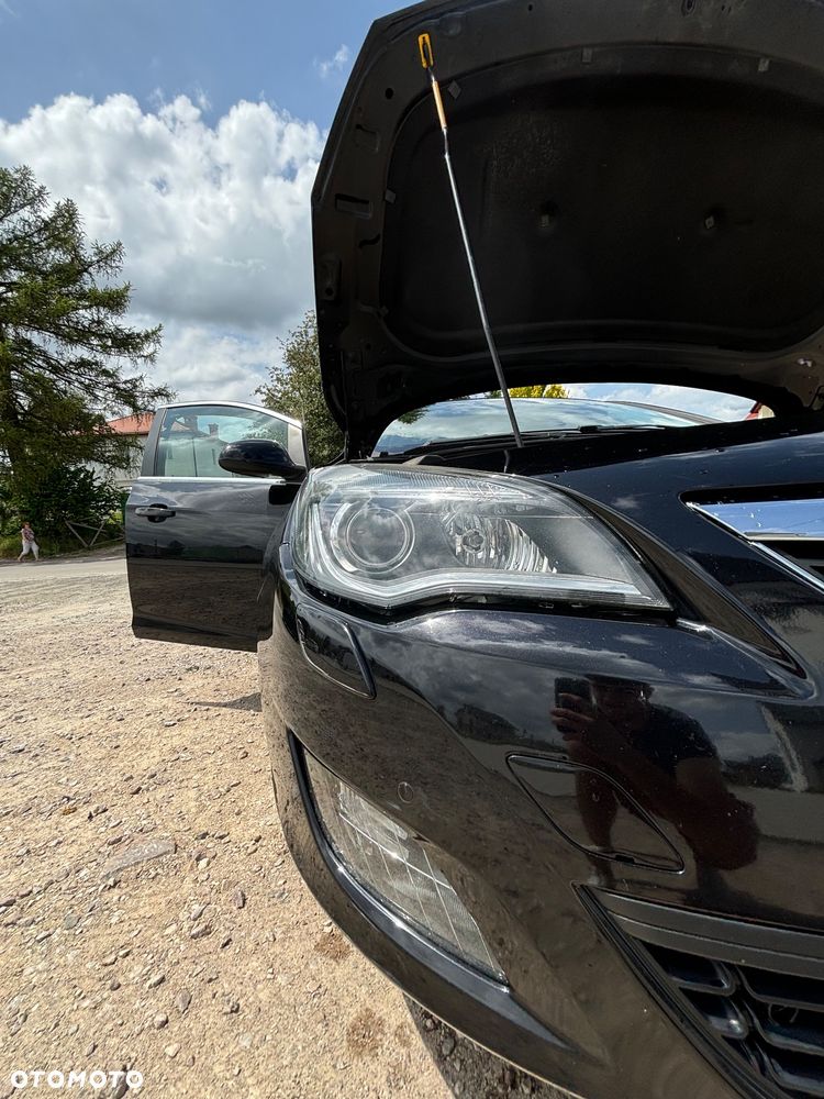 Opel Astra 1.6 T Sport - 12