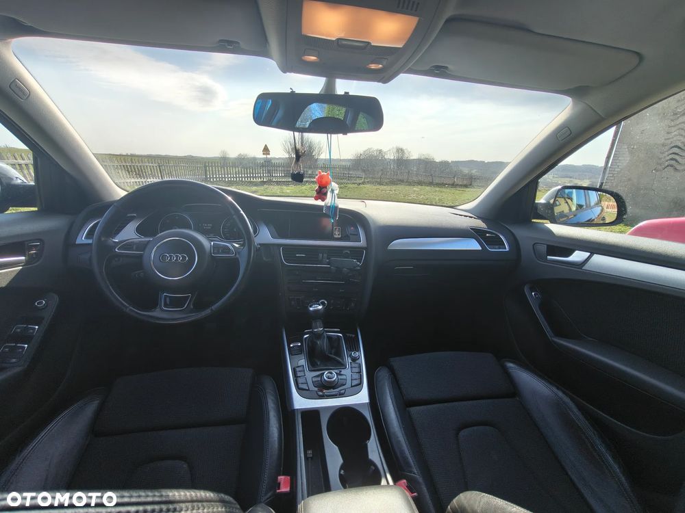 Audi A4 Avant 2.0 TDI DPF Ambiente - 8