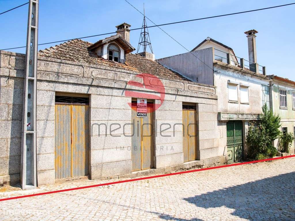 MORADIA T6 EM ZONA HISTÓRICA - Grande imagem: 4/23