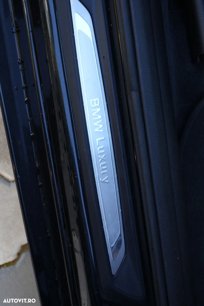 BMW Seria 3 325d Aut. Luxury Line - 39