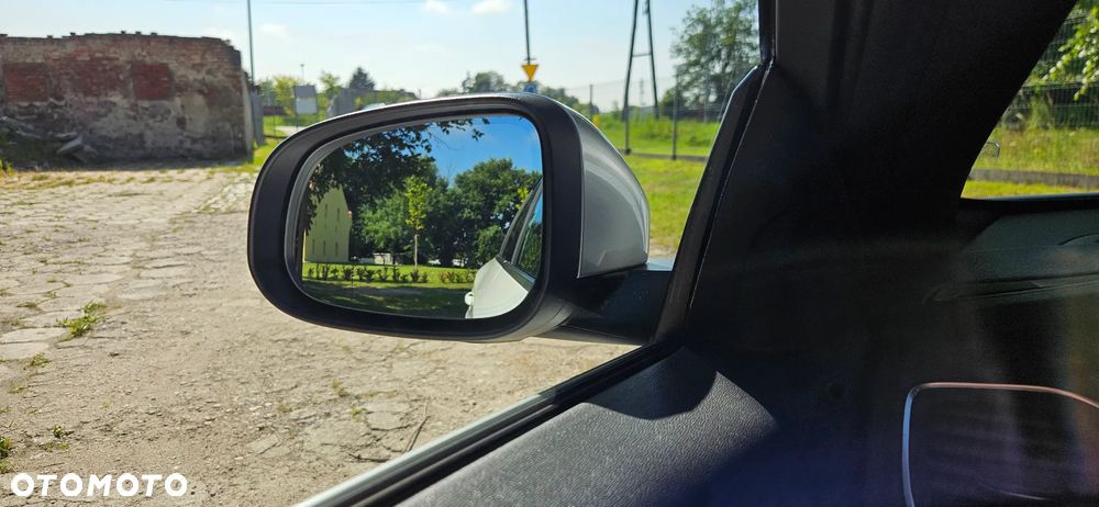 Volvo V60 T3 Momentum - 22