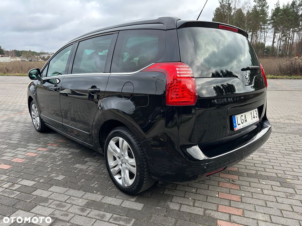 Peugeot 5008 HDI FAP 150 Family Plus - 7