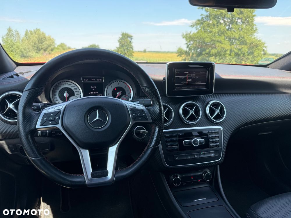 Mercedes-Benz Klasa A 200 CDI 7G-DCT AMG Line - 12