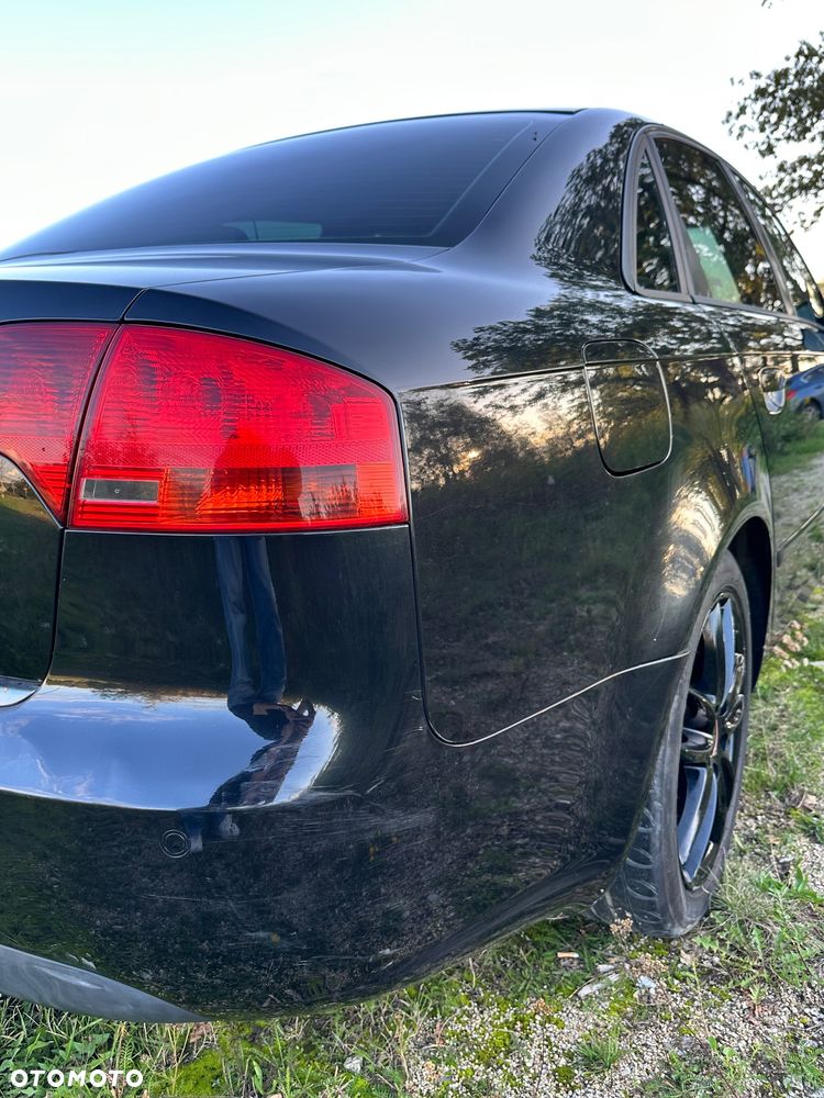 Audi A4 Limousine - 11