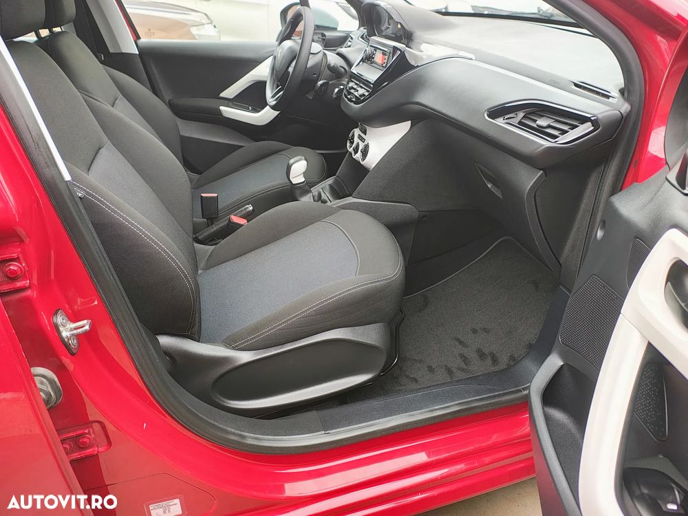 Peugeot 208 PureTech 68 Like - 8
