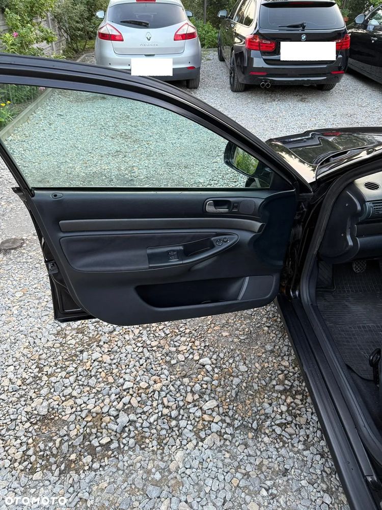 Audi A4 Avant 2.6 - 13