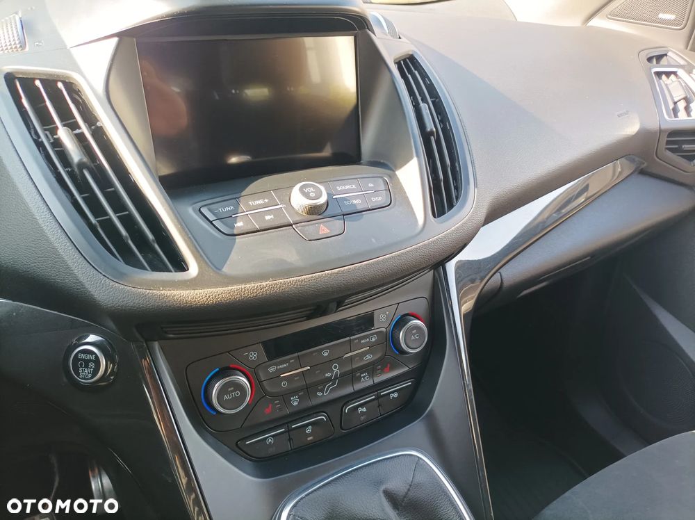 Ford Kuga 1.5 EcoBoost FWD ST-Line X - 20