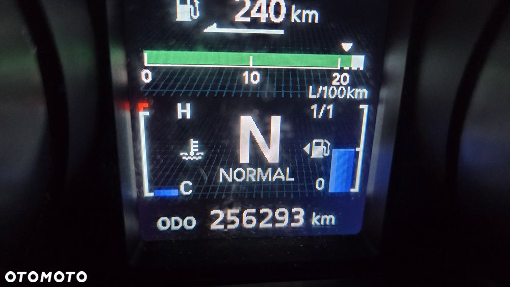 Mitsubishi Outlander - 18