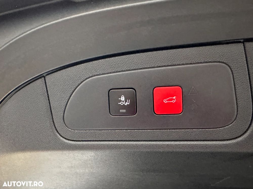 DS Automobiles DS 7 Crossback PERFORMANCE LINE - 27