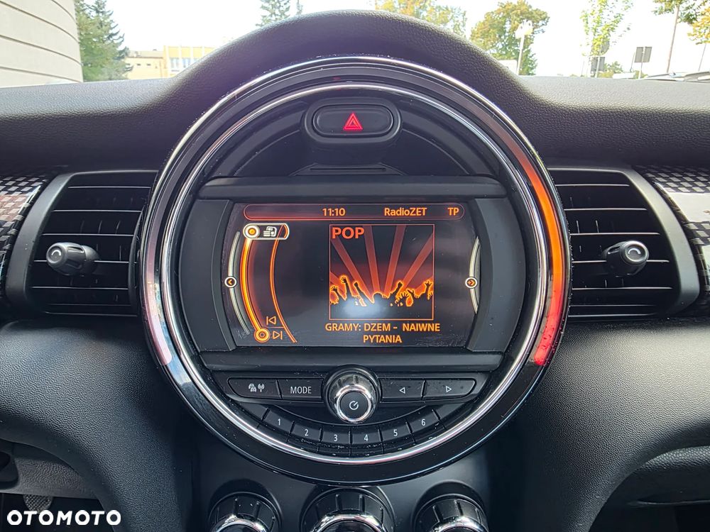 MINI Cooper Standard - 13