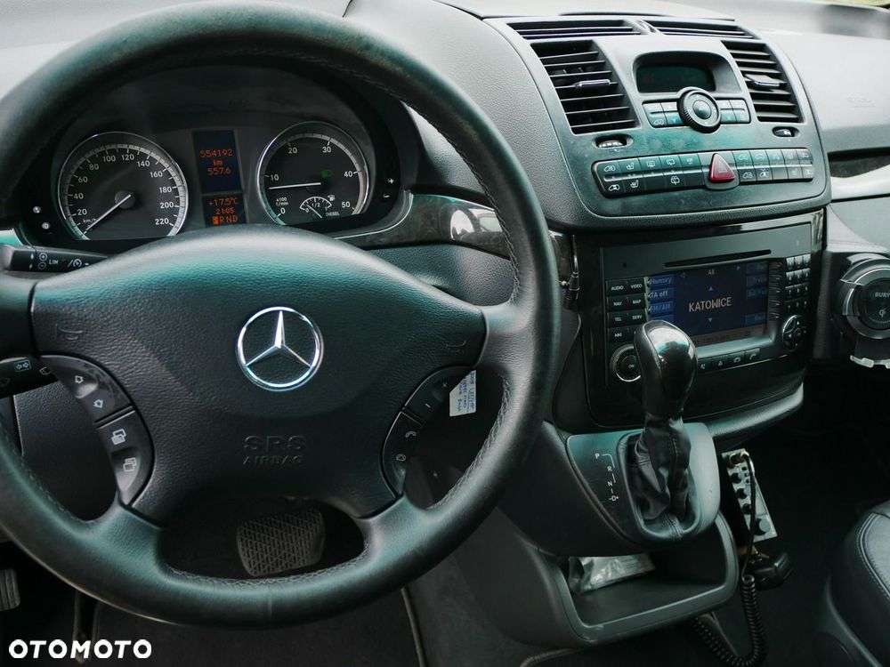 Mercedes-Benz Viano - 17
