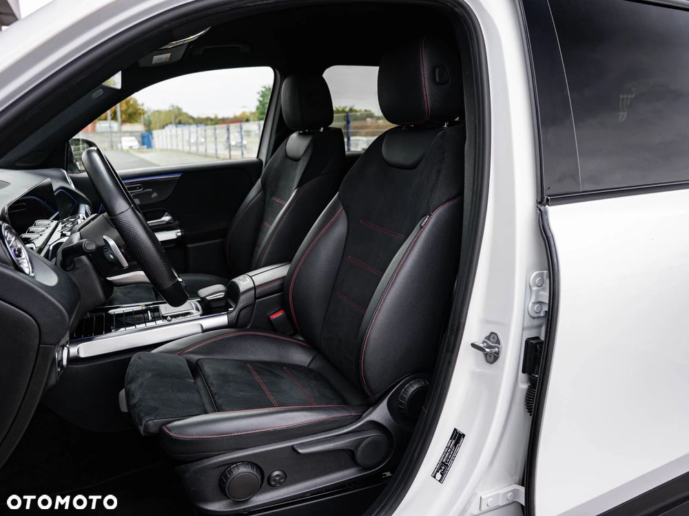 Mercedes-Benz GLB 200 7G-DCT Edition AMG Line - 23