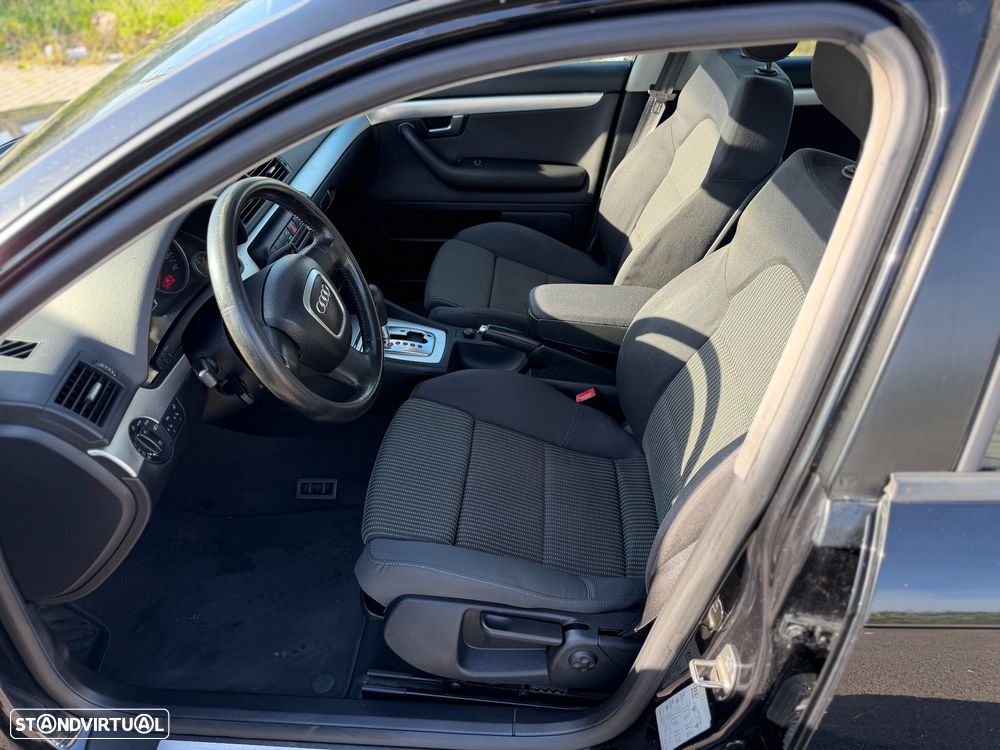 Audi A4 2.0 TDI Advance Multitronic - 10