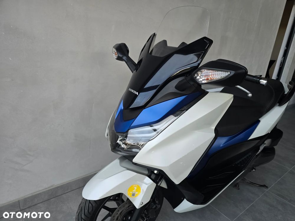 Honda NSS - 18