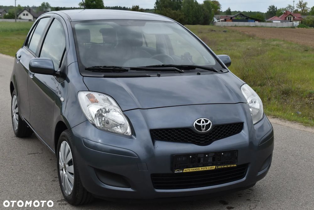 Toyota Yaris 1.33 VVT-i Life - 11
