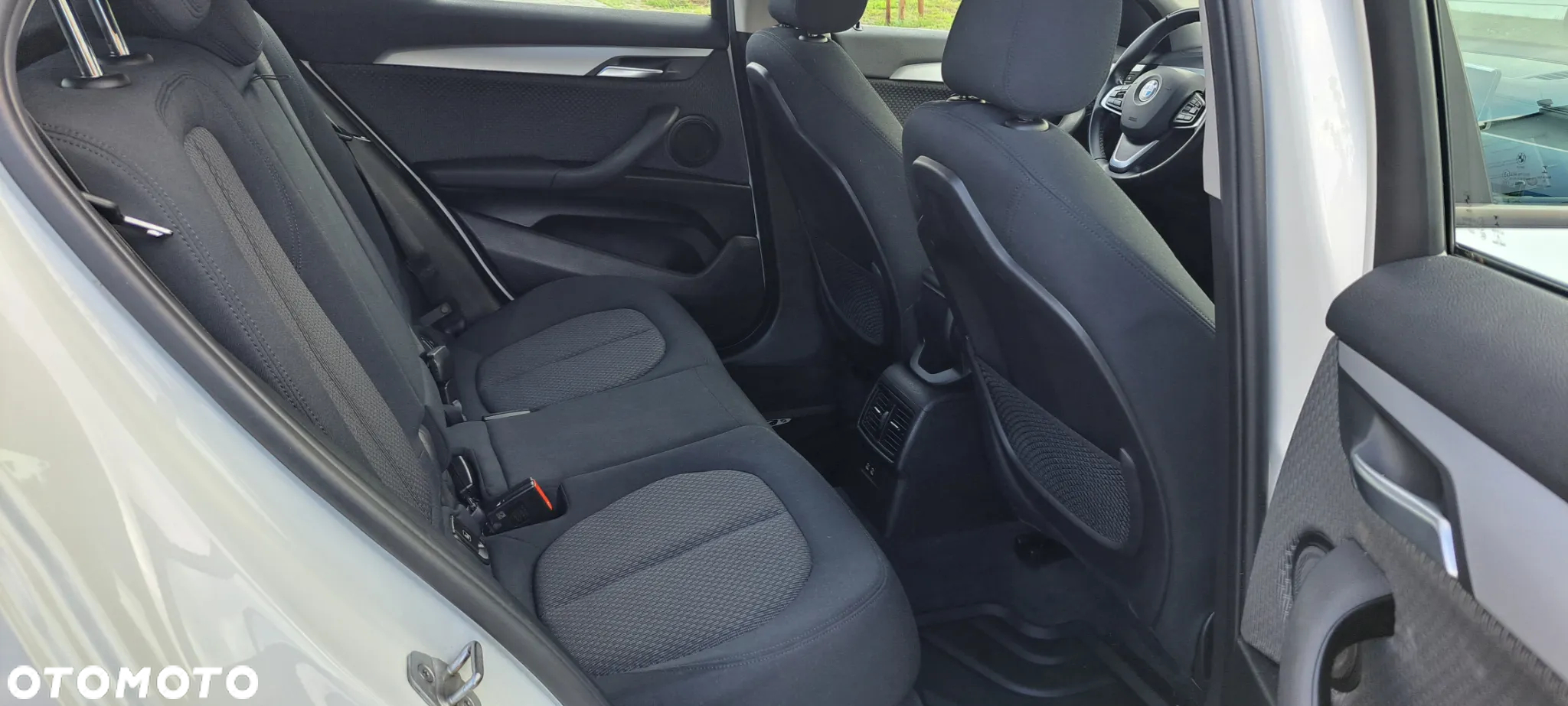 BMW X2 sDrive18i Advantage - 9
