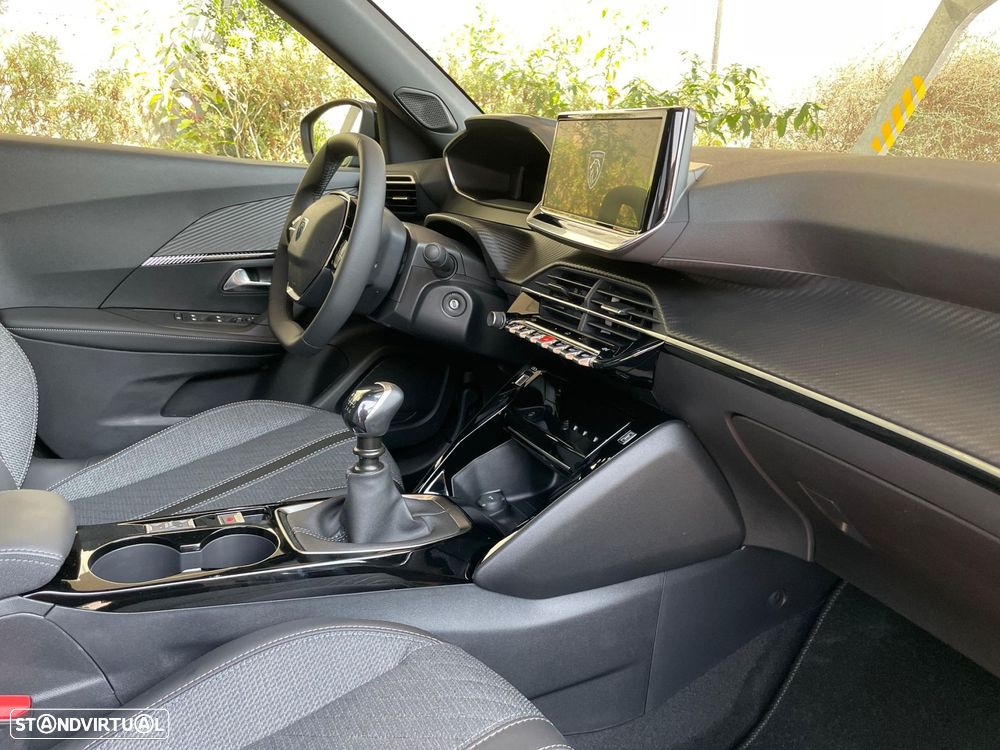 Peugeot 2008 1.2 PureTech Allure Pack - 15